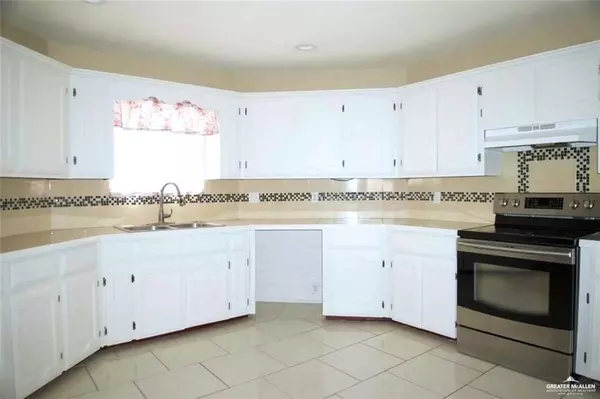 Alamo, TX 78516,531 Tulip CIR