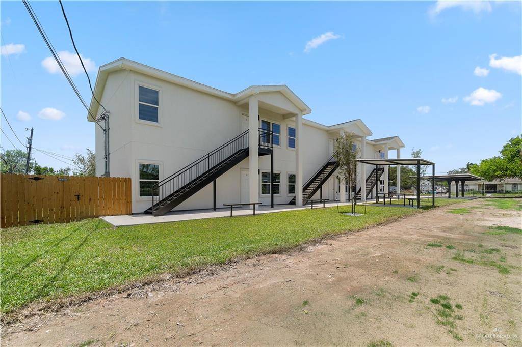 Donna, TX 78537,418 N 3rd ST #2
