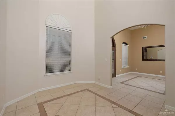 Weslaco, TX 78596,504 Orchard CT