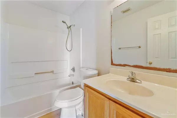 Mcallen, TX 78504,5824 N 42nd ST