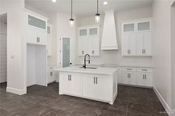 San Juan, TX 78589,1124 E Acacia DR