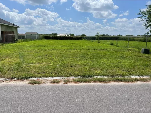 Edinburg, TX 78542,628 Homenaje ST