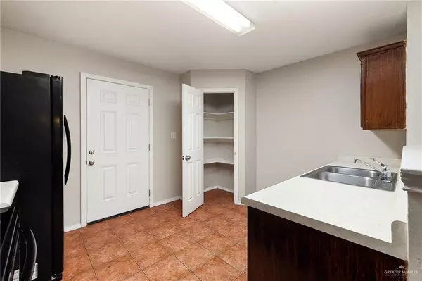 Weslaco, TX 78596,1908 W Washington ST