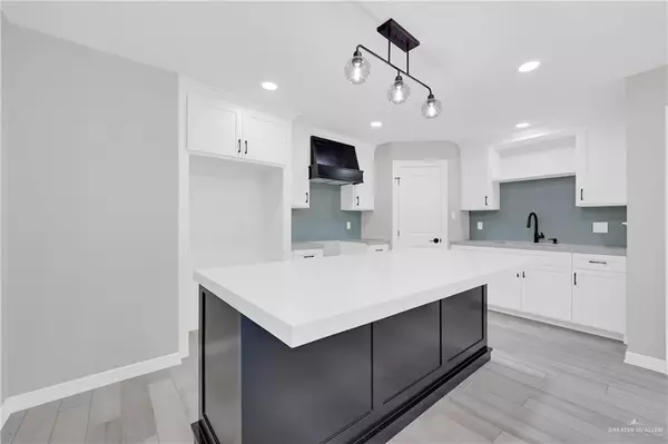 Edinburg, TX 78541,1110 E Lovett ST