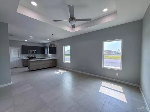 Weslaco, TX 78596,2705 Robin RD