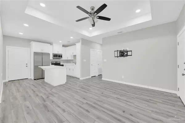 Weslaco, TX 78596,3121 Briggs ST