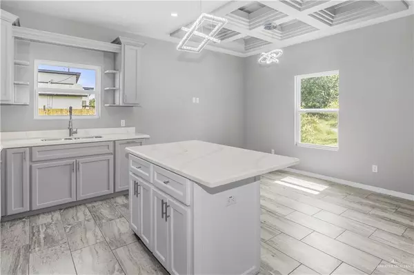 Weslaco, TX 78596,2807 Erasmo