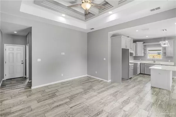 Weslaco, TX 78596,2807 Erasmo