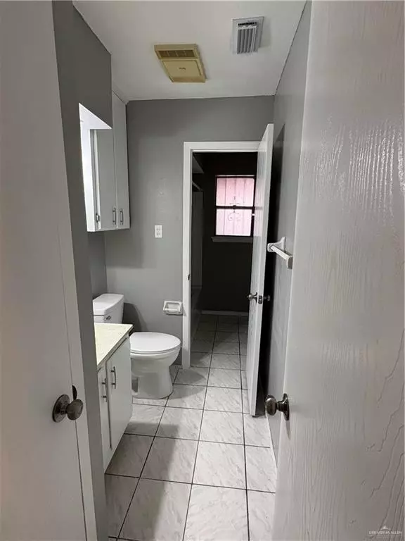 Mcallen, TX 78504,1929 Heron AVE