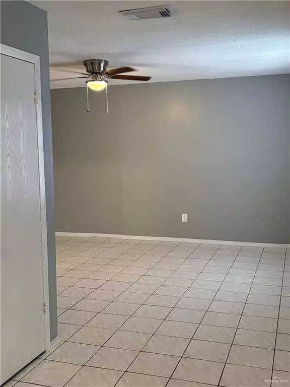 Mcallen, TX 78504,1929 Heron AVE