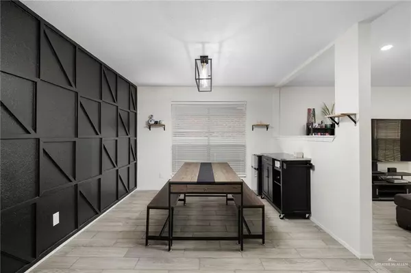 Mcallen, TX 78501,3008 N 1st ST