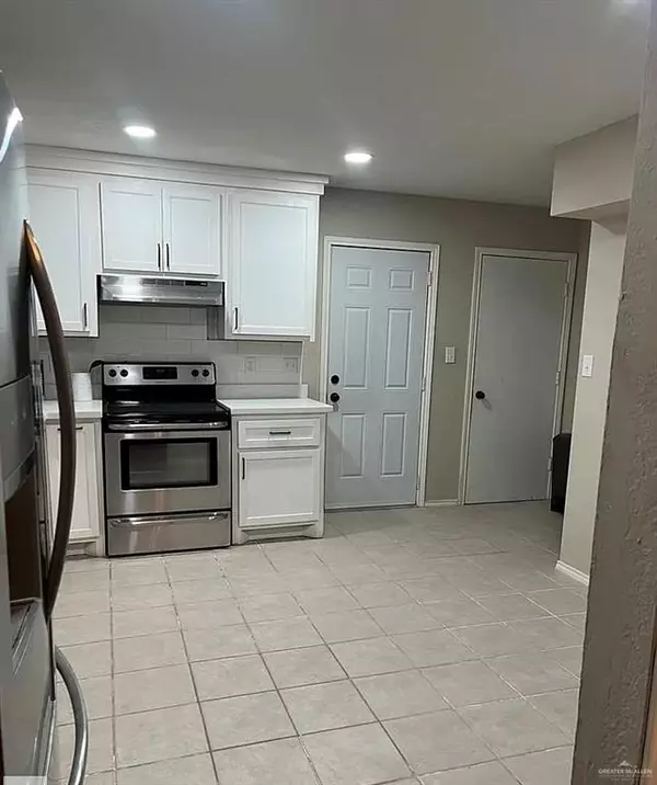 Harlingen, TX 78552,1917 River Oaks DR