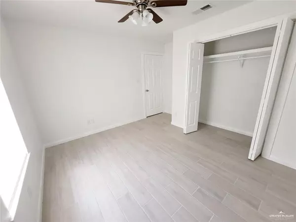 Edinburg, TX 78539,402 Gastel Circle #21