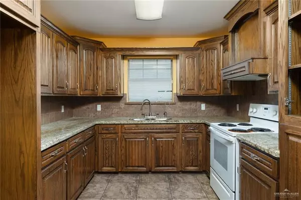 Mercedes, TX 78570,417 Jessica ST