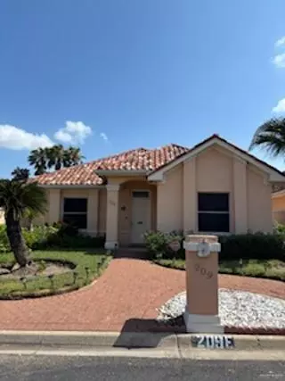 209 E Yucca AVE E, Mcallen, TX 78504