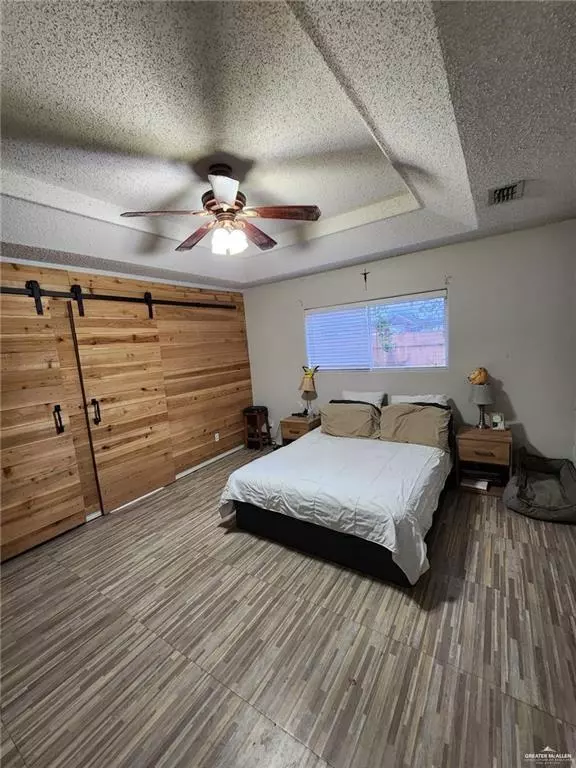 Mission, TX 78573,1601 E Saint Francis AVE E