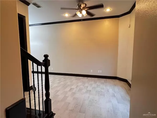 Mcallen, TX 78504,217 Robin AVE