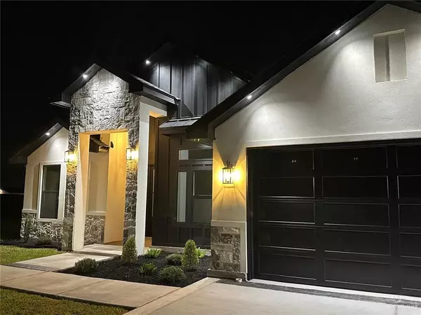 Alamo, TX 78516,1018 Broken Arrow DR