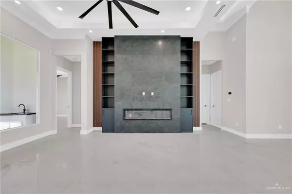 Mcallen, TX 78504,9813 N 25th ST