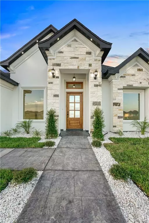 San Juan, TX 78589,1221 E Boxwood ST