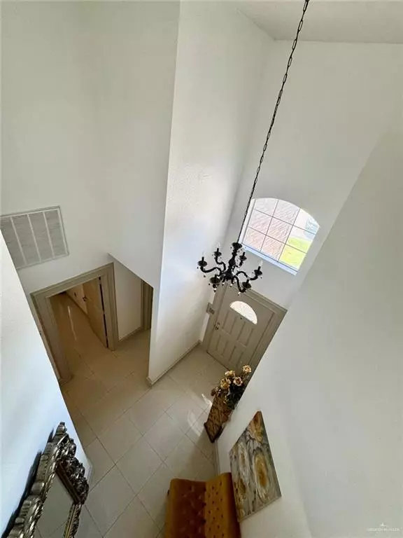 Mission, TX 78572,706 Lago CT