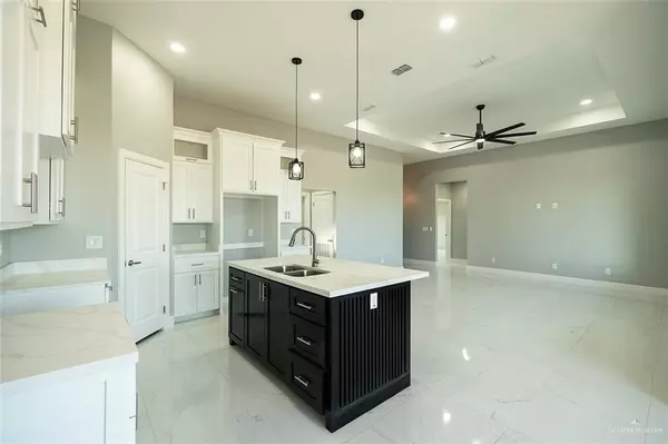 Edcouch, TX 78538,109 Lenon ST