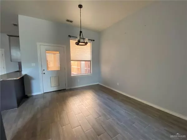 Mcallen, TX 78504,412 Quail AVE