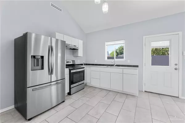 Mcallen, TX 78501,1421 N 21st ST