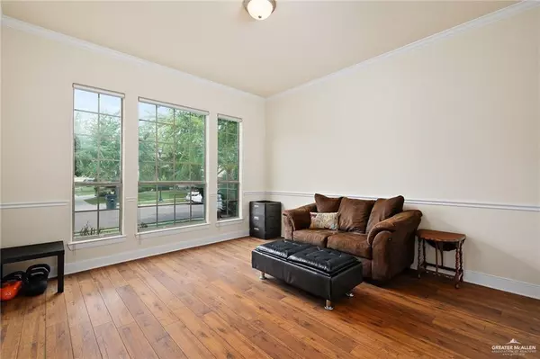 Mission, TX 78572,3005 Santa Rita