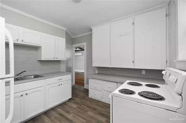 Mercedes, TX 78570,328 S Georgia AVE