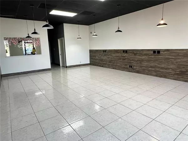 Mission, TX 78572,1605 E Griffin Pkwy #C