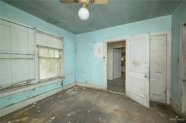 Brownsville, TX 78520,410 E Saint Francis ST