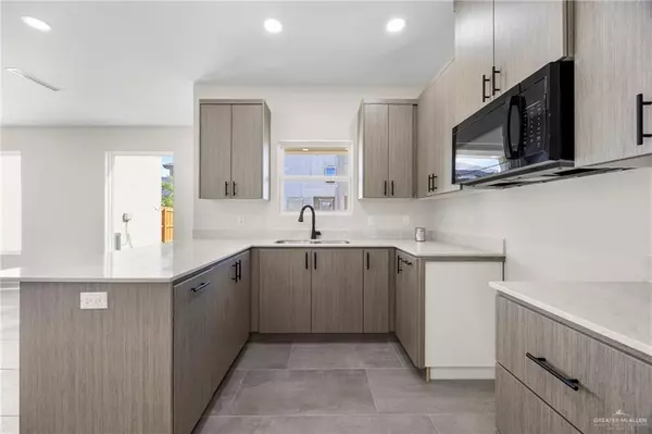 Mission, TX 78573,2211 Dorado DR