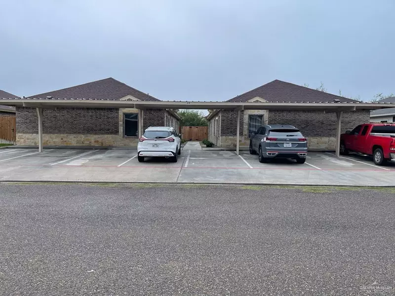 818 S Michigan ST #4, Mission, TX 78573