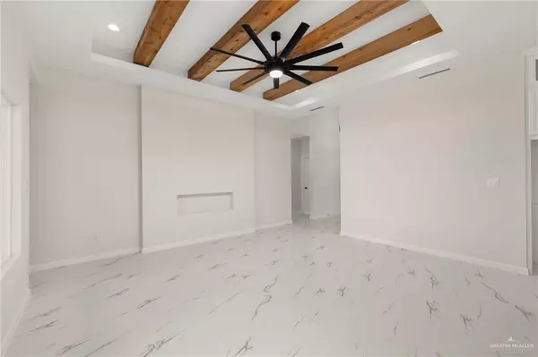 San Juan, TX 78589,3901 La Paloma DR