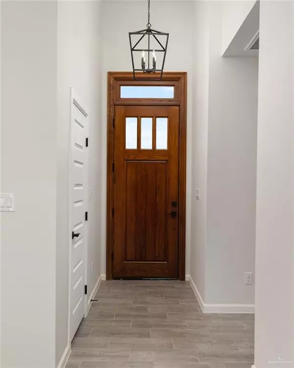 San Juan, TX 78589,3801 La Paloma DR