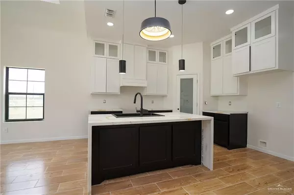 Weslaco, TX 78599,710 Azure ST