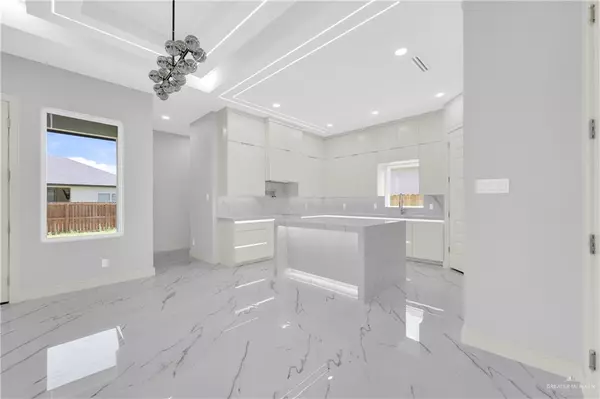 Mcallen, TX 78504,9904 N 24th ST