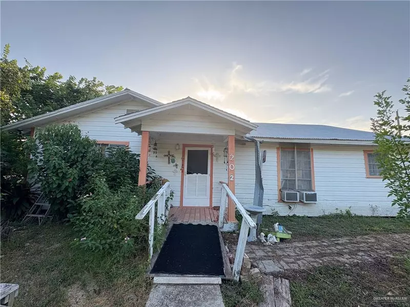 202 Ebony AVE, Rio Hondo, TX 78583