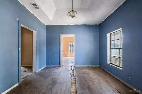 Mcallen, TX 78501,1010 N 15th ST