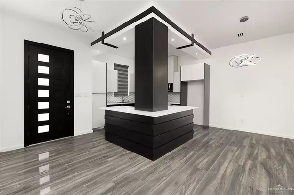 Mcallen, TX 78501,5017 Sequoia AVE