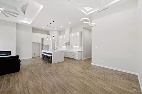 Mcallen, TX 78504,701 Grayson AVE