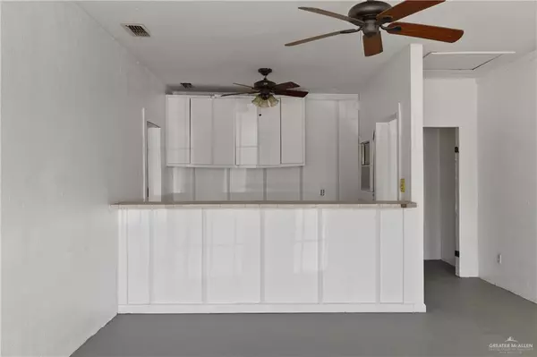 Mission, TX 78573,104 N Mayberry RD