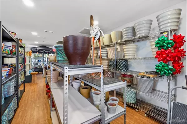 Mcallen, TX 78501,4208 Pecan BLVD