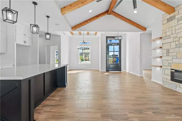 Weslaco, TX 78599,2802 Stone Oak DR