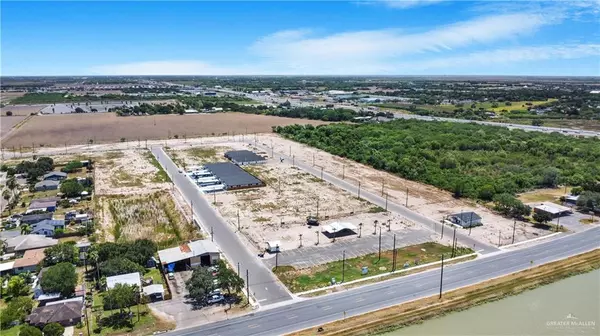 Mercedes, TX 78570,208 Royal Palm DR