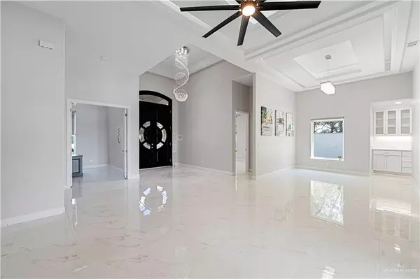 Mission, TX 78572,1208 Travis ST