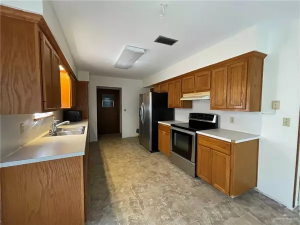 Weslaco, TX 78596,107 W 20th ST