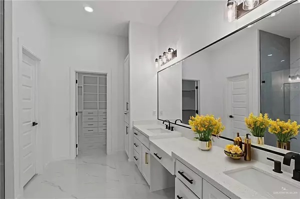 Los Fresnos, TX 78566,132 Finch DR