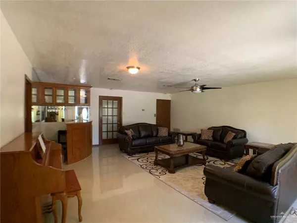 Laguna Vista, TX 78578,613 Orange LN